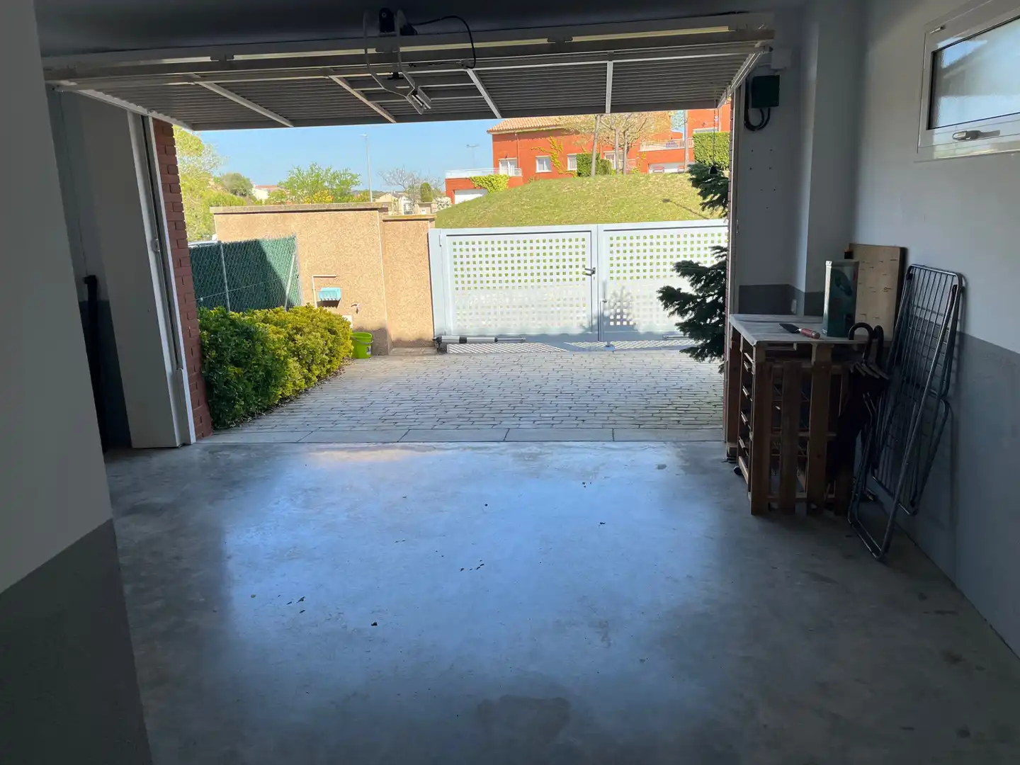 Aparcament de Casa adosada en venda en Ullastrell amb Aire condicionat, Calefacció i Jardí privat
