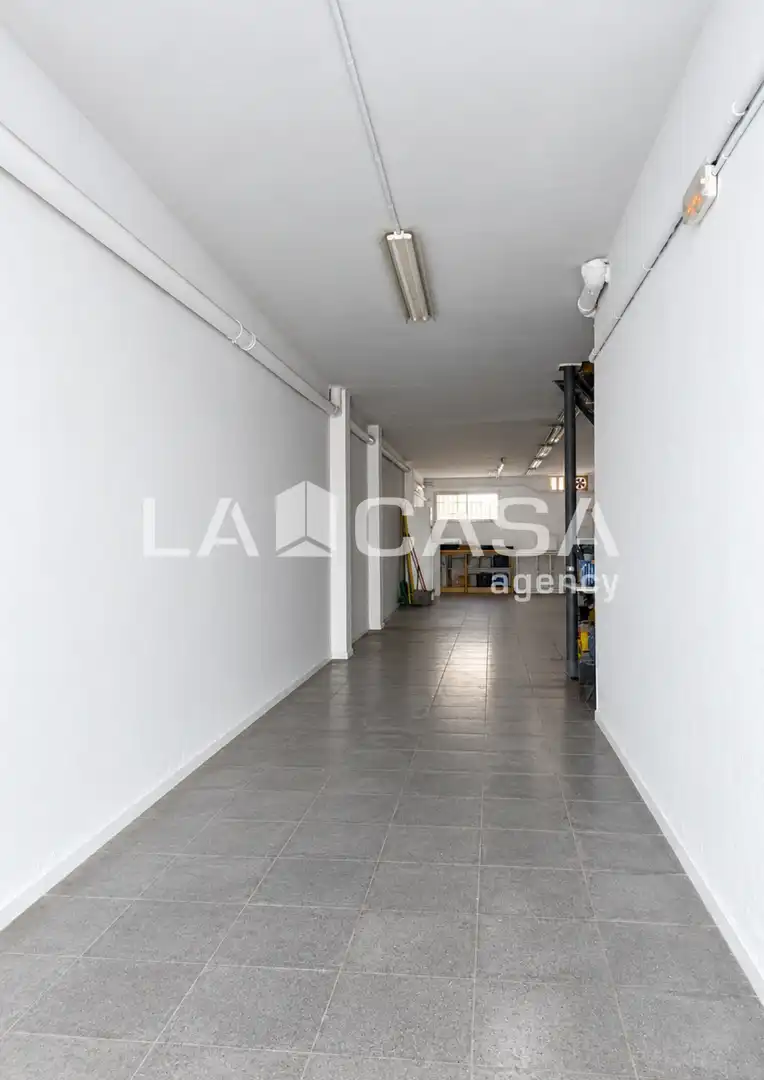 Local comercial en venda a Artigues - Llefià