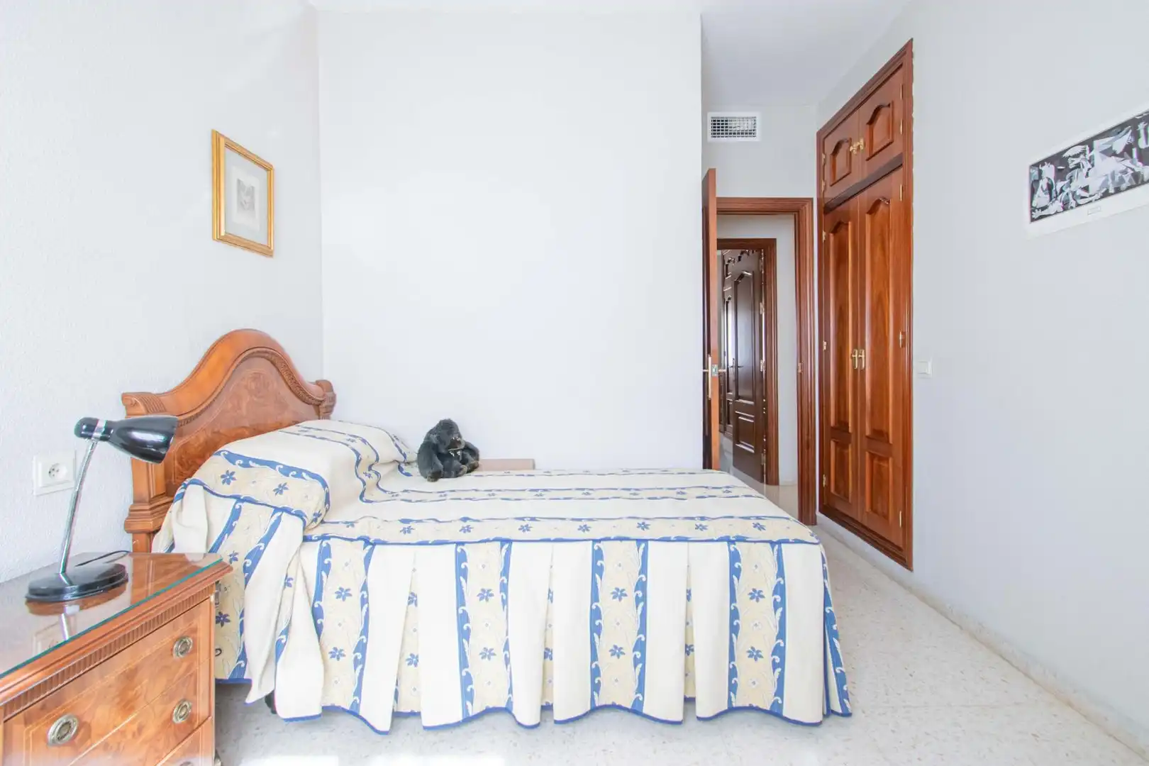 Bedroom of Flat for sale in Sevilla  with Air Conditioner, Heating and Terrace
