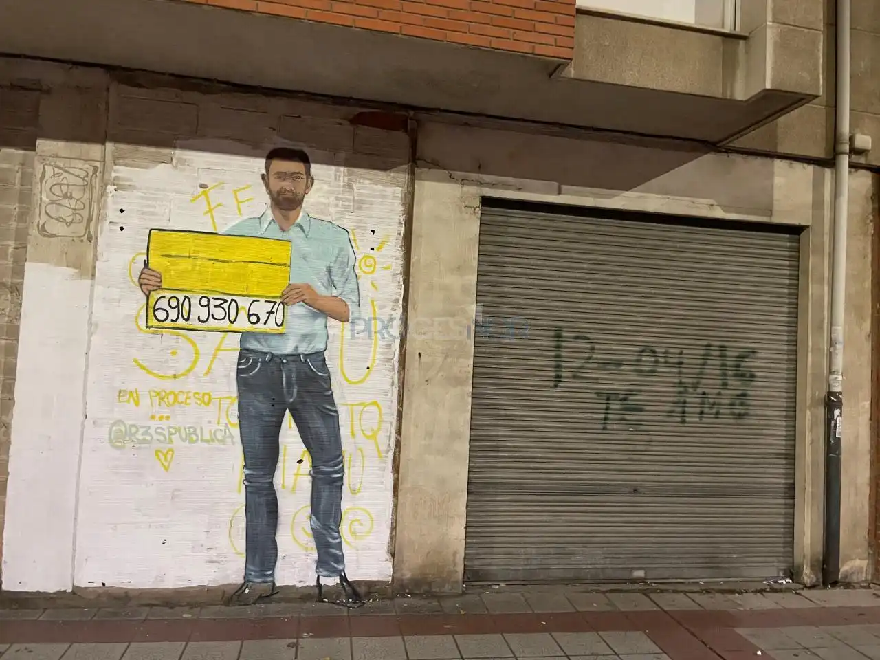 Local comercial en venda a San Mamés - La Palomera