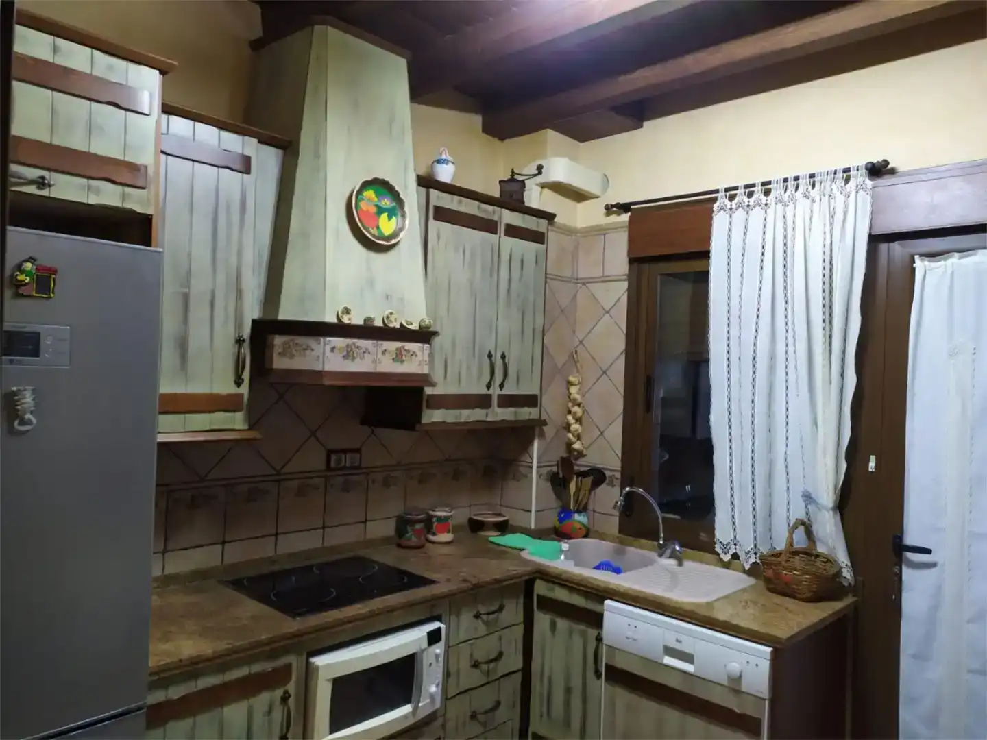 Cuina de Casa adosada en venda en Luque amb Aire condicionat, Jardí privat i Traster