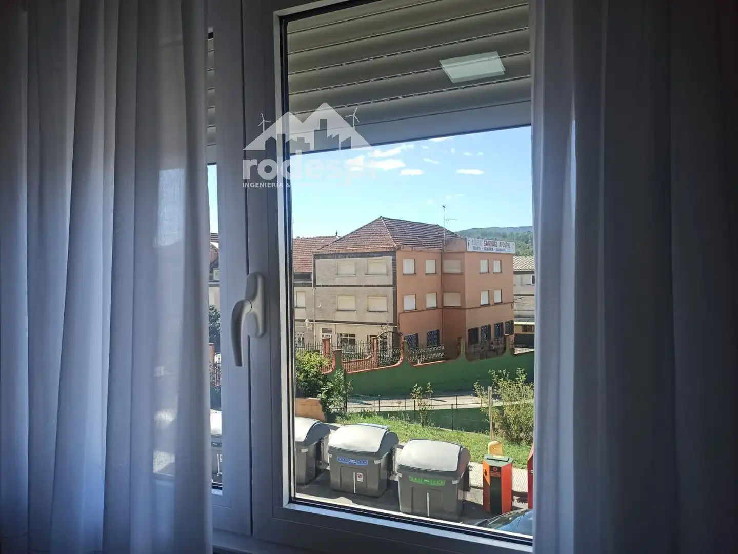Vista exterior de Pis de lloguer en Ponteareas amb Calefacció, Terrassa i Traster