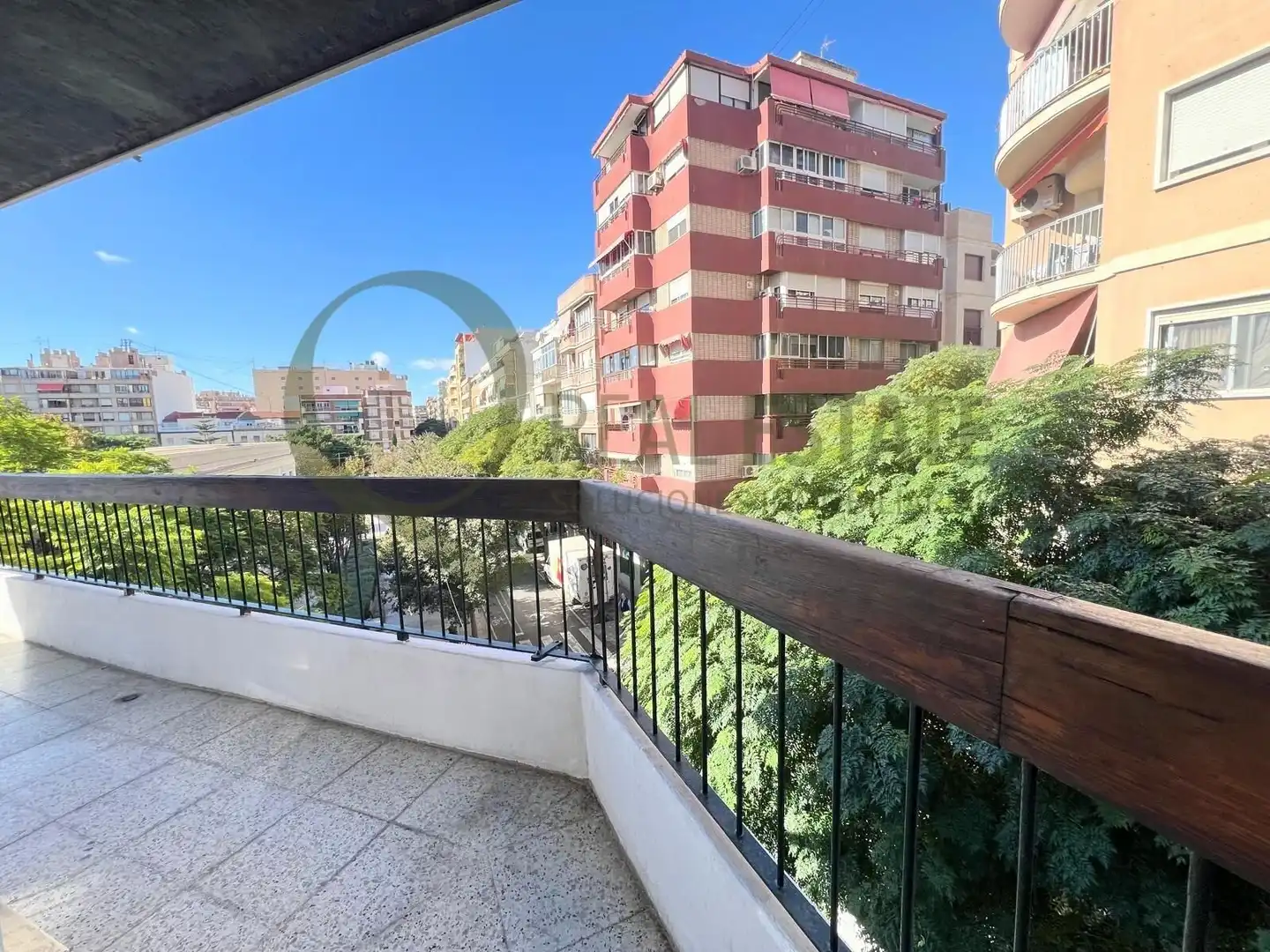 Vista exterior de Piso en venta en Agost con Balcón