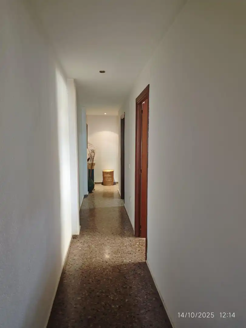 Piso en venta en Valencia con Balcón