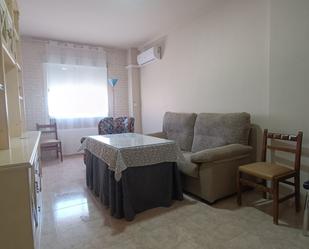 Sala d'estar de Apartament en venda en Don Benito amb Aire condicionat