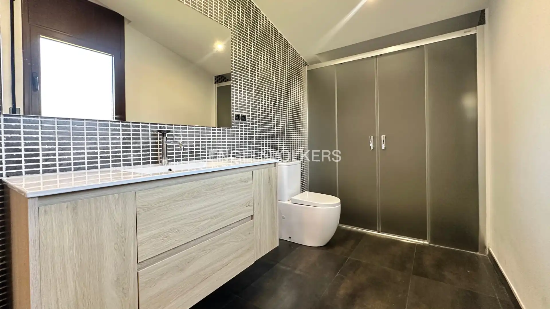 Bathroom of Houses for sale in Vilanova d'Escornalbou  with Air Conditioner, Heating and Private garden