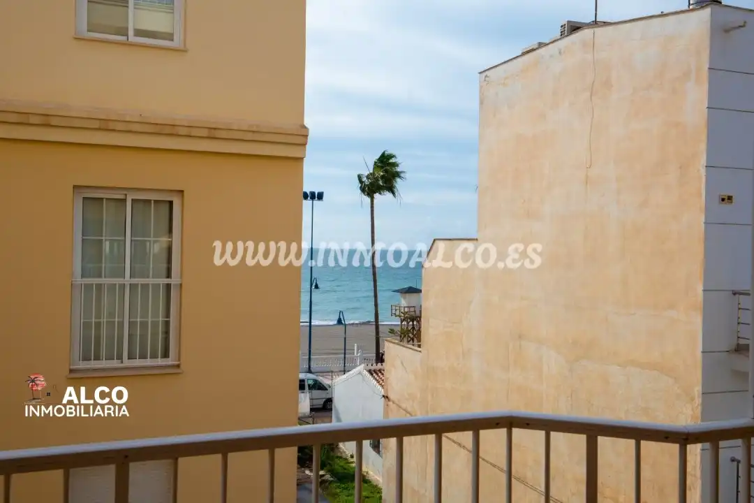 Außenansicht von Wohnung zum Verkauf in Torrox mit Terrasse