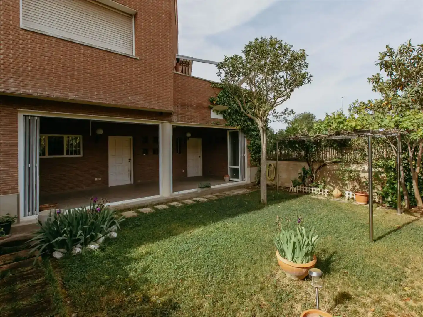 Jardín de Casa adosada en venta en Huesca con Jardín privado, Trastero y Amueblado