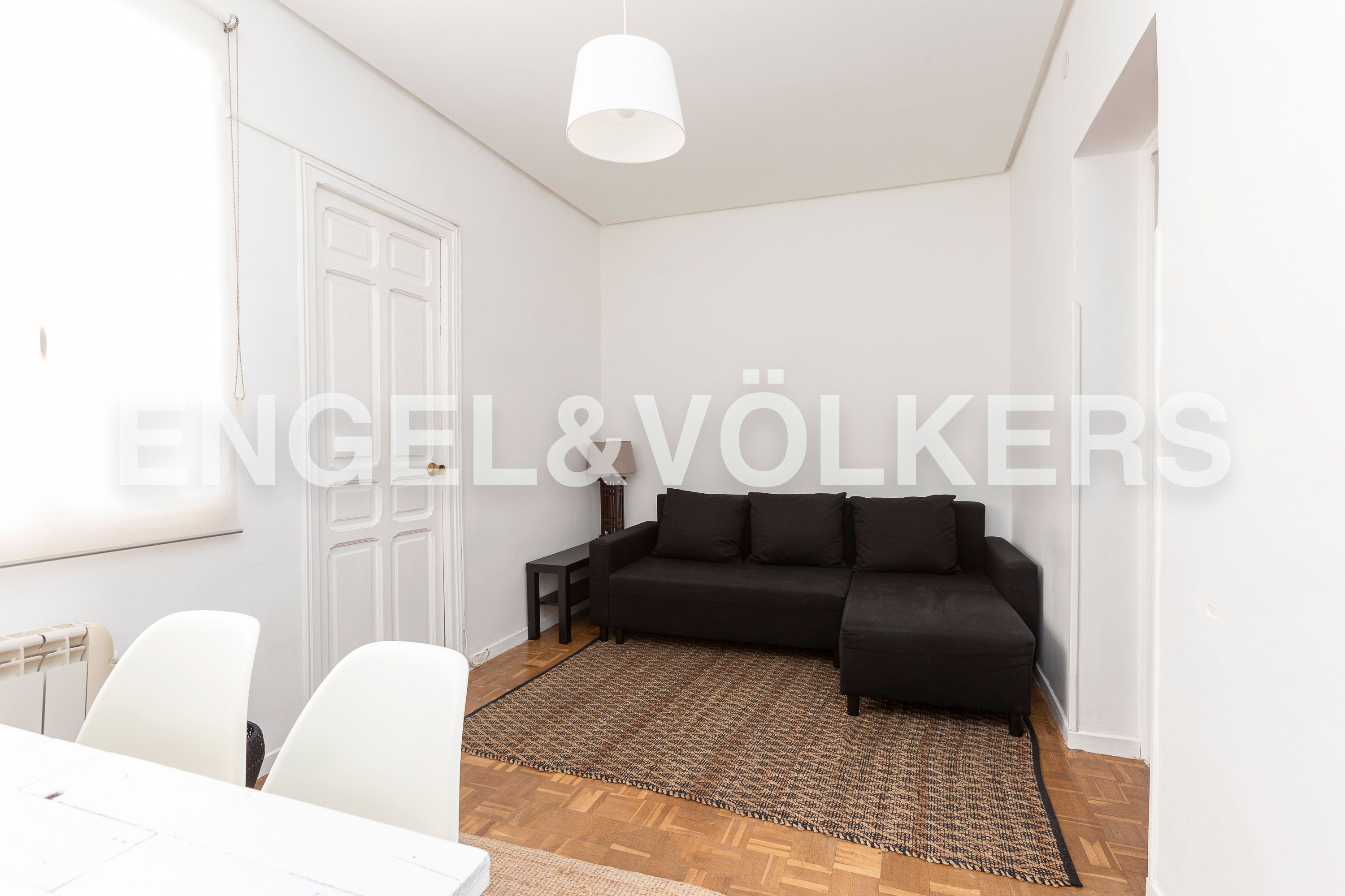 Sala d'estar de Apartament en venda en  Madrid Capital amb Aire condicionat i Calefacció