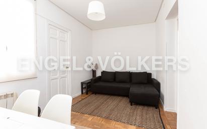 Living room of Apartment for sale in  Madrid Capital  with Air Conditioner and Heating