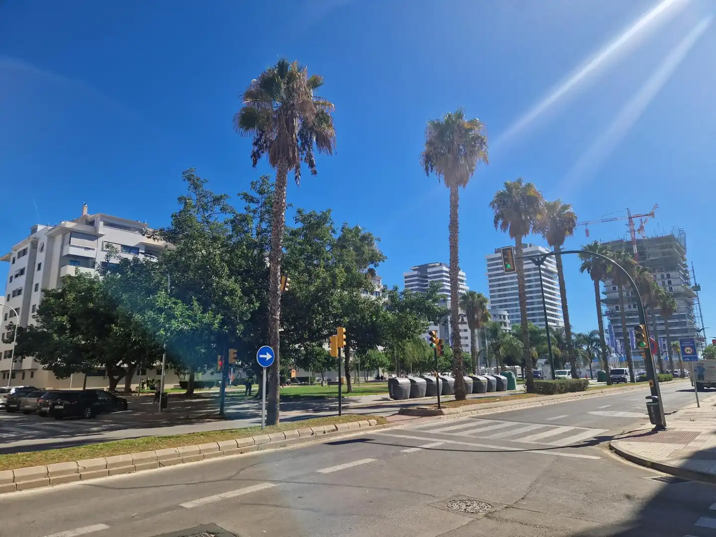 Außenansicht von Garage zum Verkauf in Málaga