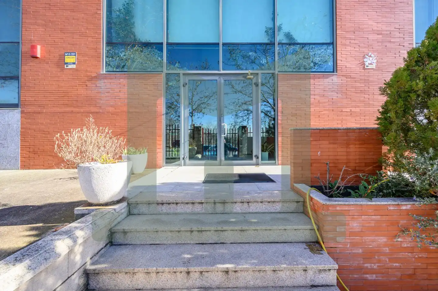 Vista exterior de Edificio en venta en Leganés