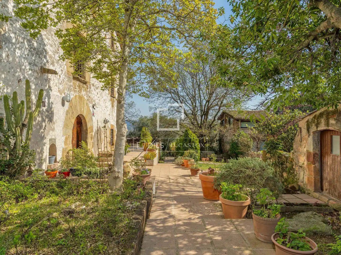 Garden of Country homes for sale in Anglès  with Air Conditioner, Private garden and Terrace
