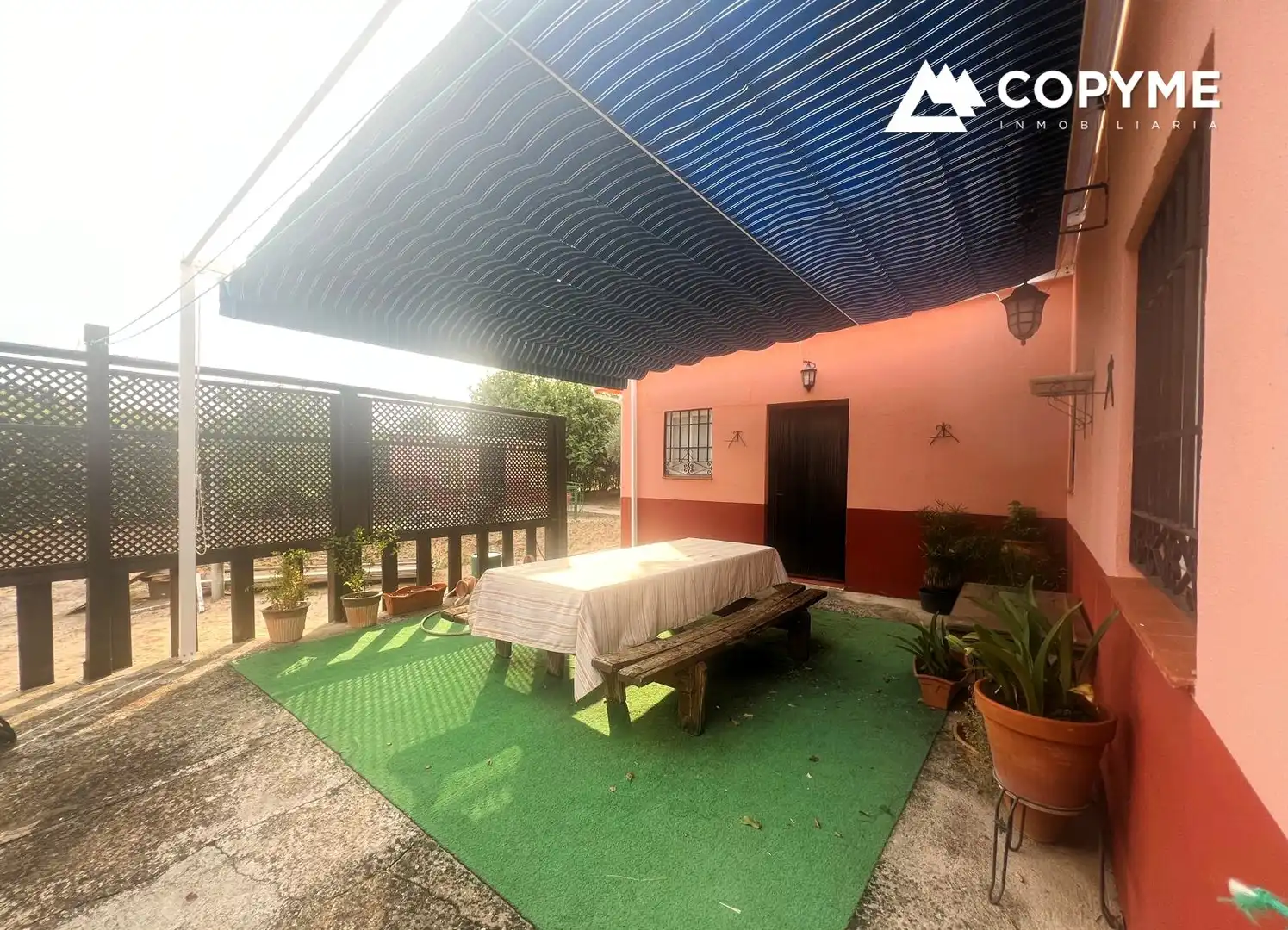 Vista exterior de Casa o chalet en venta en Novés con Aire acondicionado, Calefacción y Jardín privado