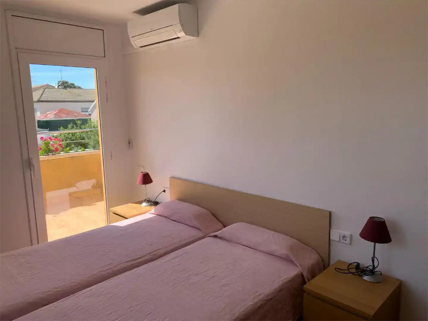 Habitación de Piso en venta en Cubelles con Aire acondicionado, Jardín privado y Parquet