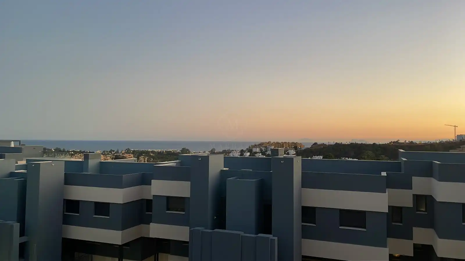 Apartamento con terraza en alquiler en Selwo, imagen 33