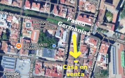 Vista exterior de Casa adosada en venda en Gandia