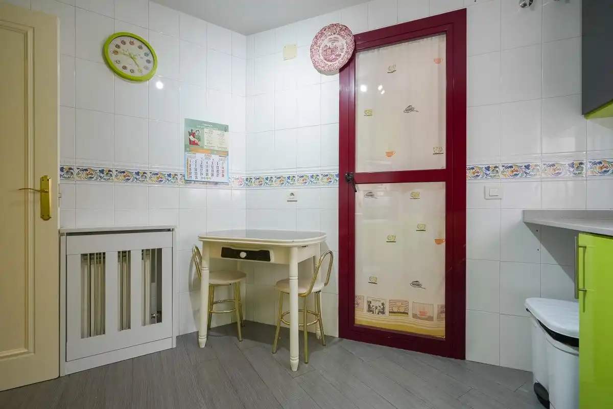 Cocina de Piso en venta en Torrejón de Ardoz con Aire acondicionado, Calefacción y Jardín privado