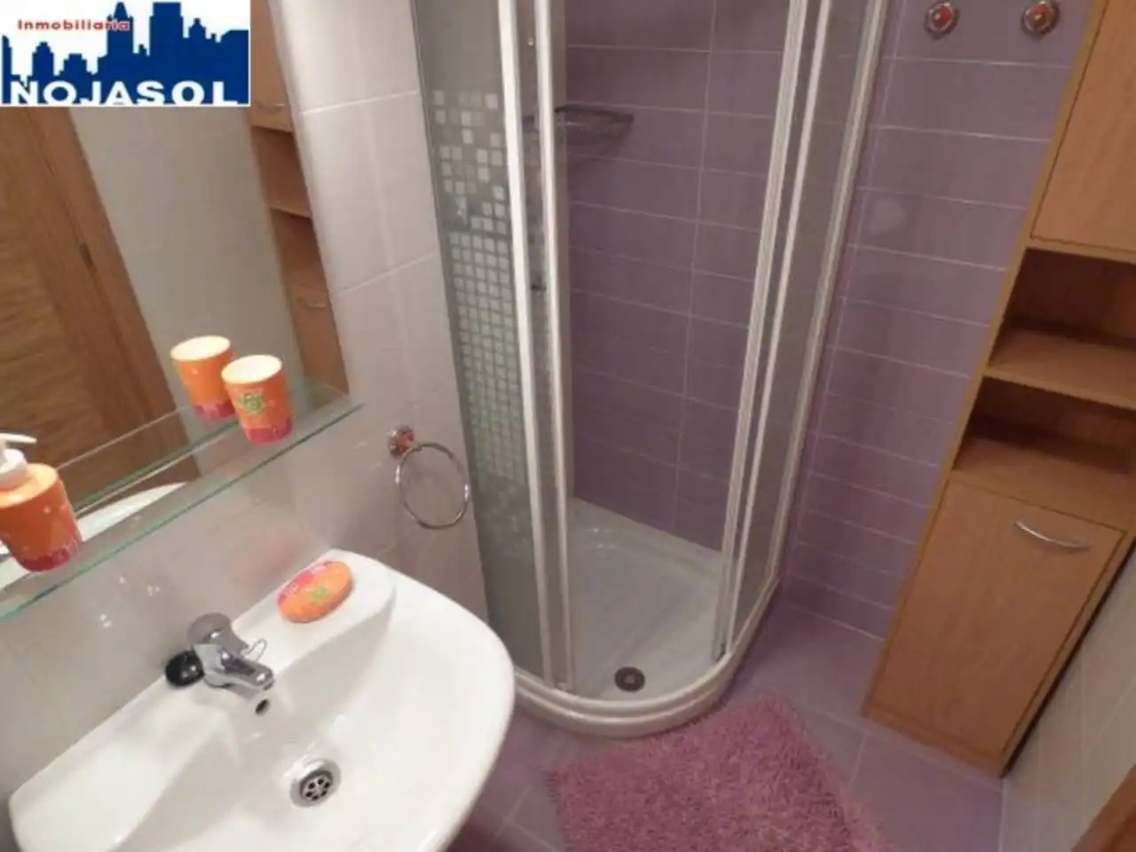 Bany de Àtic de lloguer en Noja amb Calefacció, Terrassa i Moblat