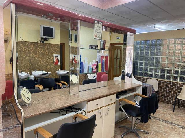 Local comercial en Alquiler en El Molí