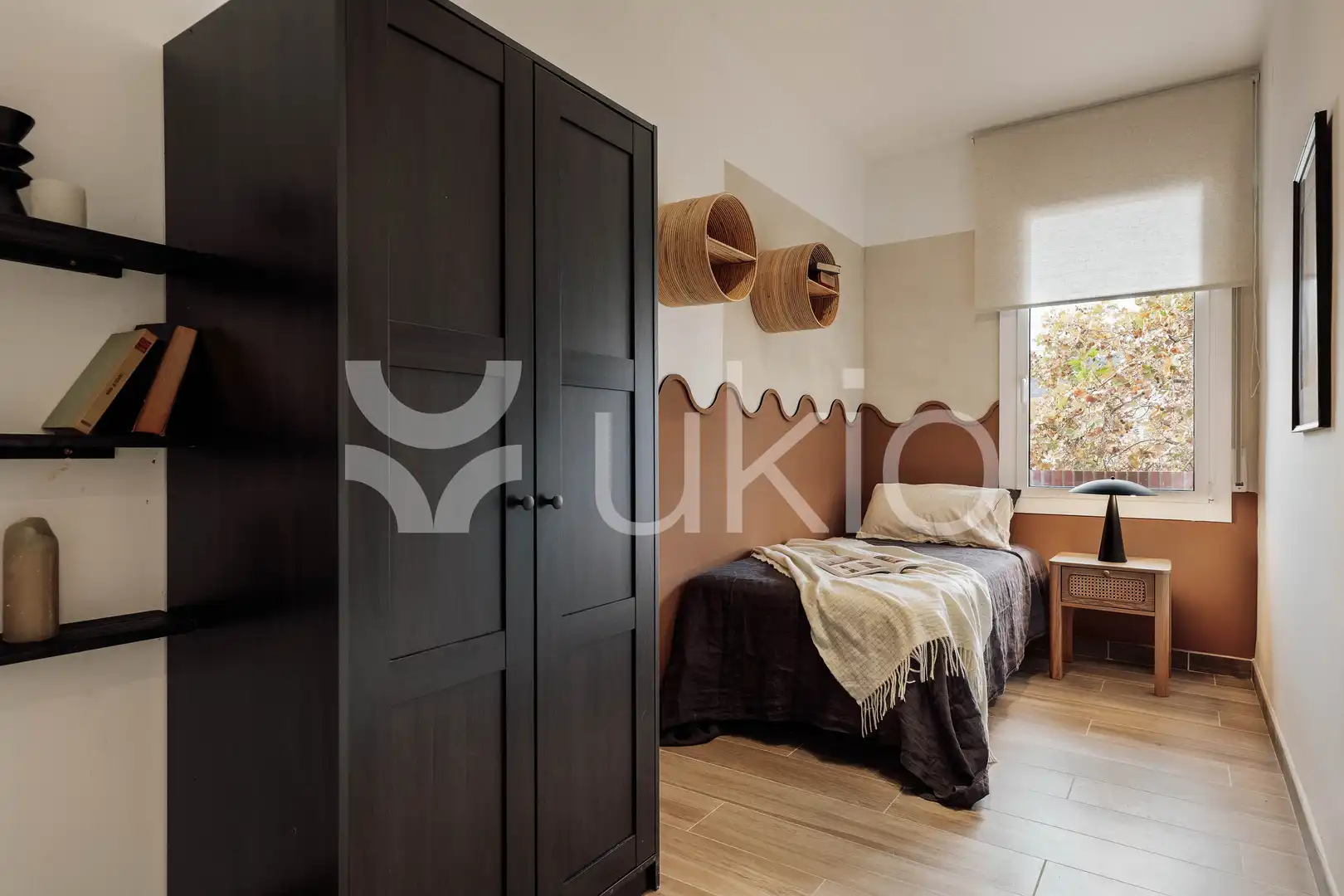 Dormitori de Apartament de lloguer en Barcelona amb Aire condicionat, Calefacció i Terrassa
