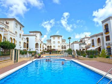 Casa con piscina in vendita a La Mata