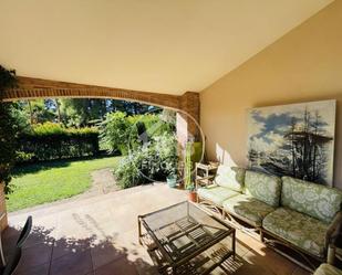 Jardí de Apartament en venda en Mont-roig del Camp amb Aire condicionat, Calefacció i Piscina comunitària