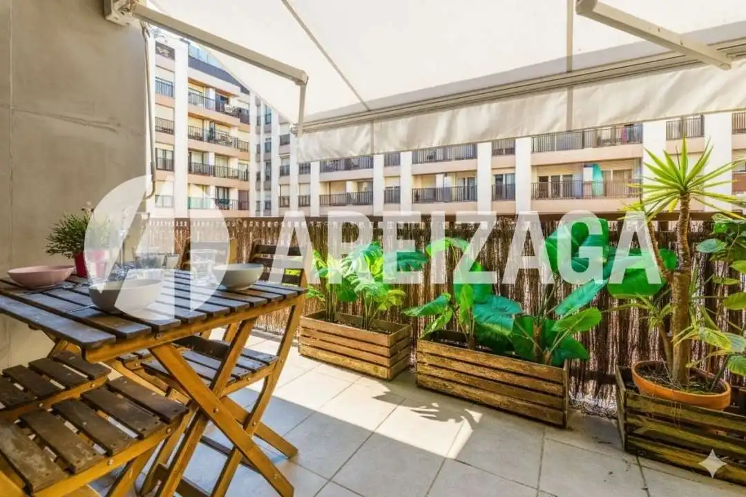 Terraza de Piso en venta en Donostia - San Sebastián  con Calefacción, Terraza y Balcón