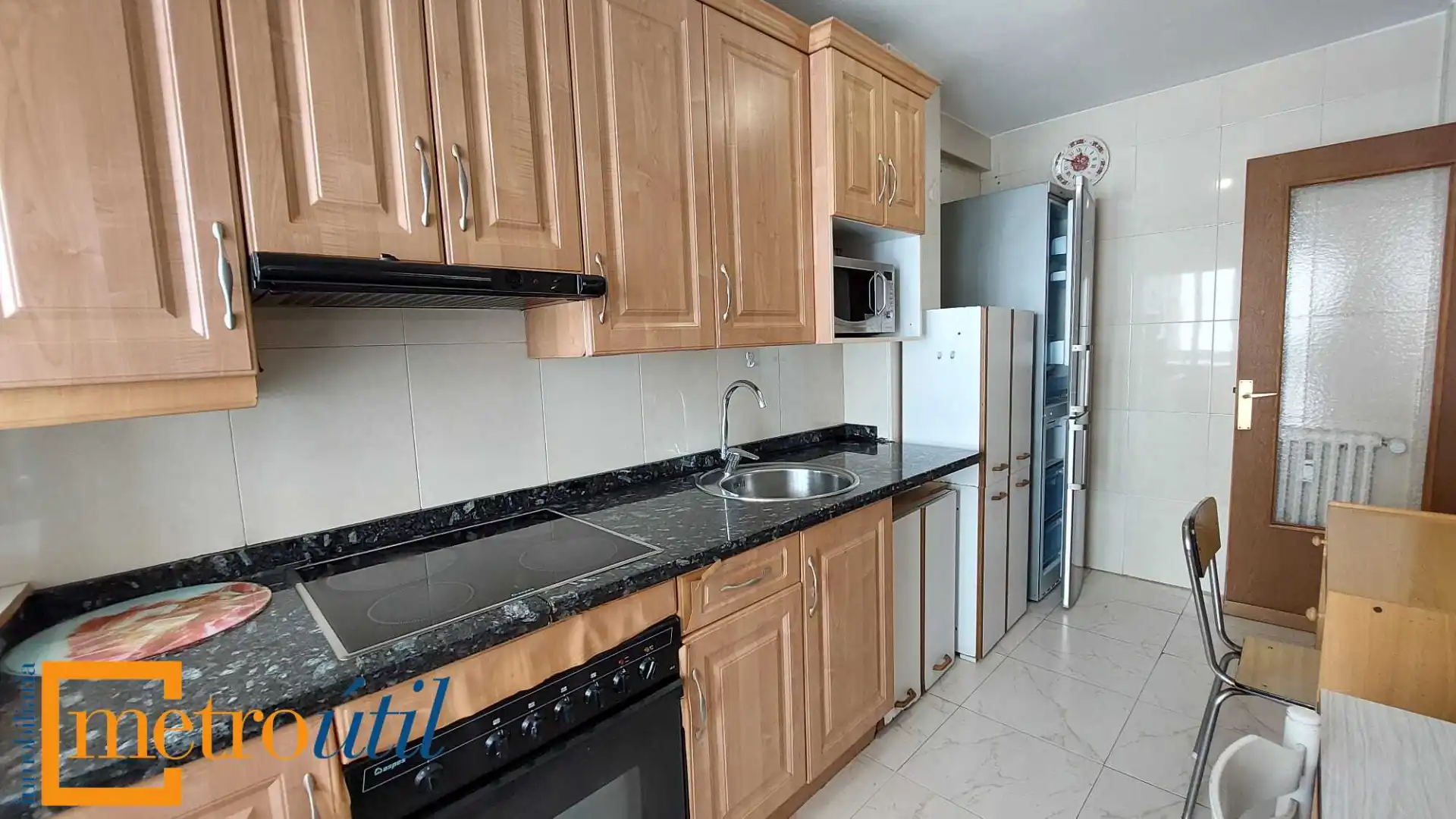 Kitchen of Flat for rent in Salamanca  with Heating, Furnished and Balcony