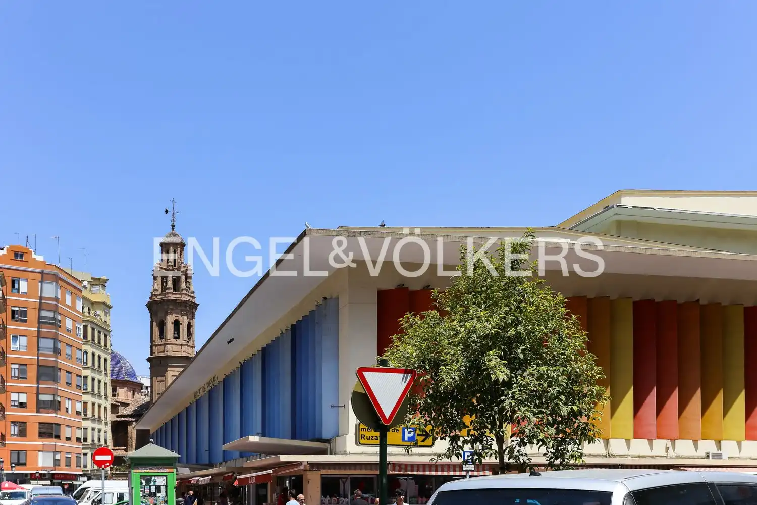 Außenansicht von Wohnung zum Verkauf in Valencia mit Klimaanlage, Heizung und Parkett
