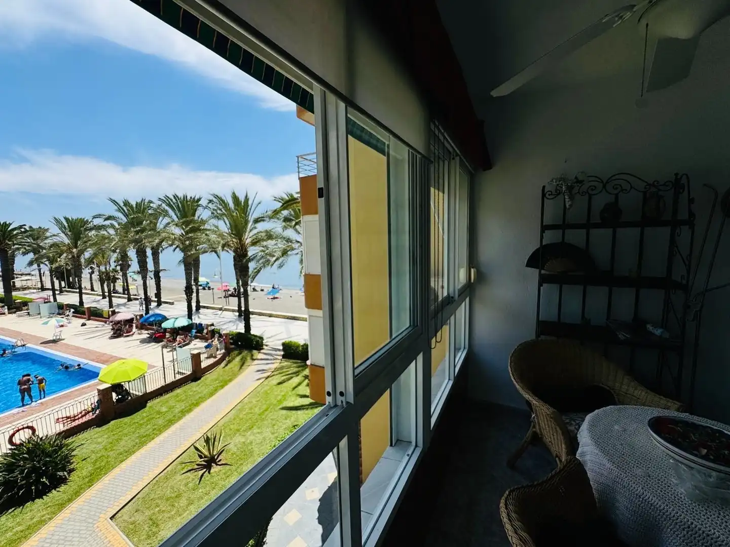 Terrassa de Pis en venda en Algarrobo amb Piscina comunitària