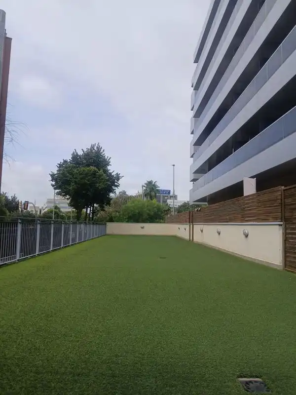 Parkplatz von Wohnung zum Verkauf in Esplugues de Llobregat mit Klimaanlage, Terrasse und Balkon
