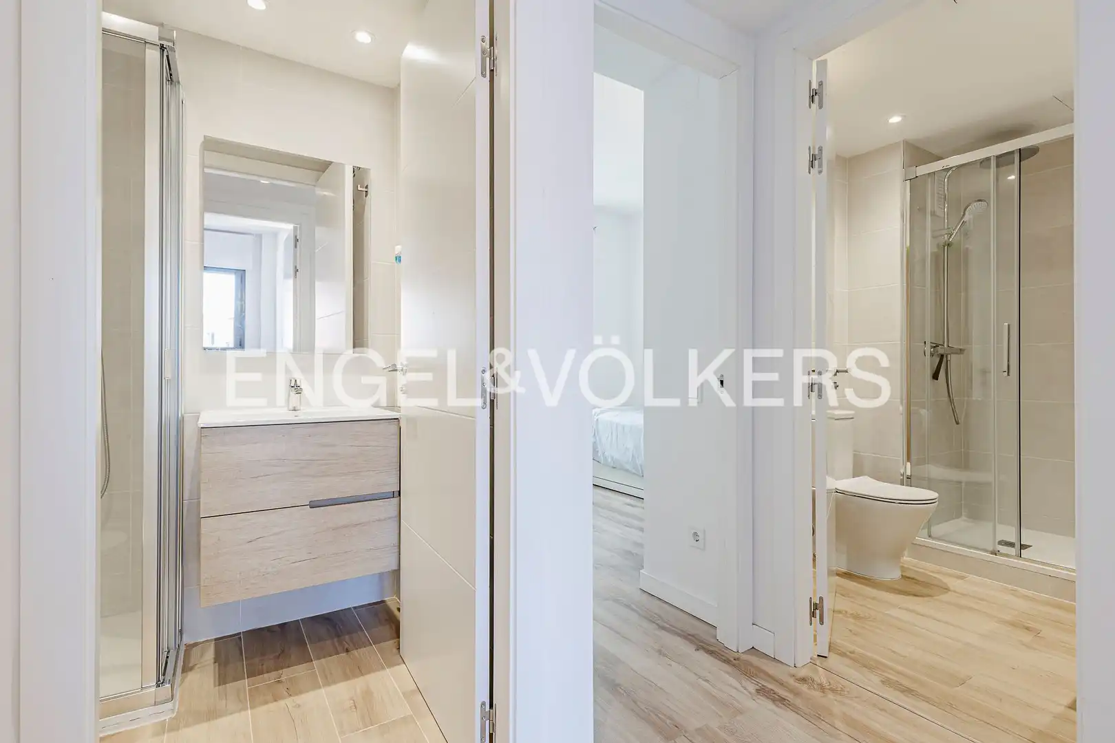 Habitación de Ático en venta en Barcelona con Aire acondicionado, Calefacción y Terraza