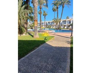 Vista exterior de Casa o xalet de lloguer en La Manga del Mar Menor amb Aire condicionat, Calefacció i Terrassa