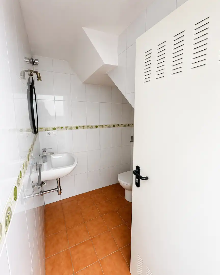 Bany de Casa o xalet en venda en Camas amb Aire condicionat, Terrassa i Forn