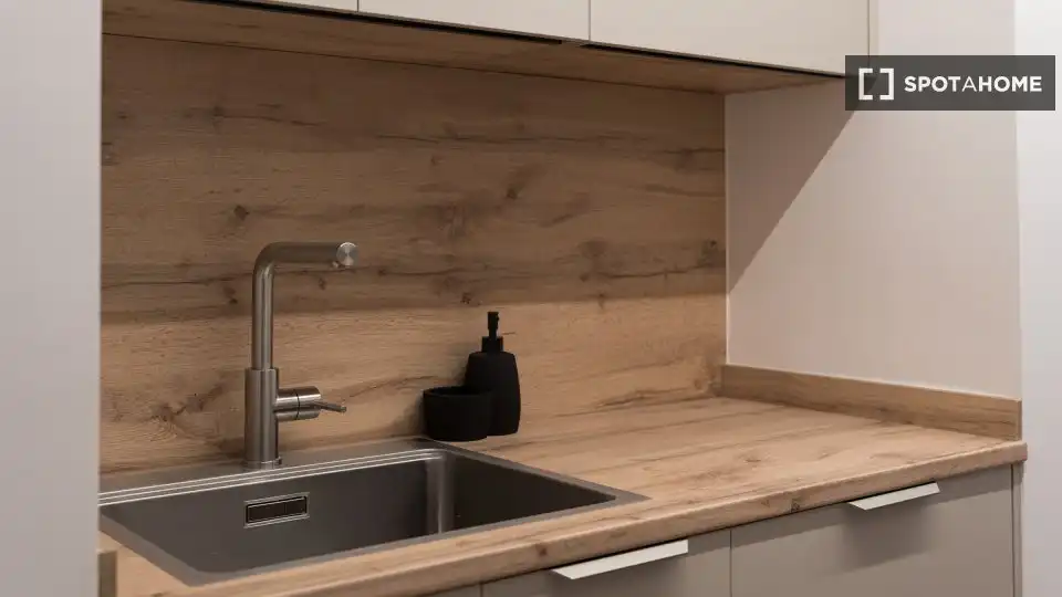 Kitchen of Flat for rent in Madrid  with Air Conditioner, Heating and Furnished