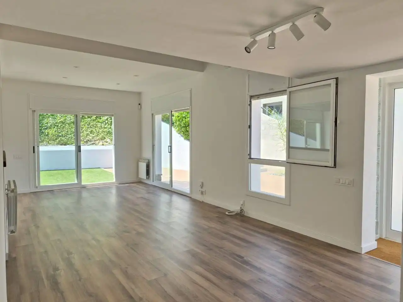 Wohnzimmer von Haus oder Chalet zur Miete in Sant Cugat del Vallès mit Klimaanlage, Heizung und Privatgarten