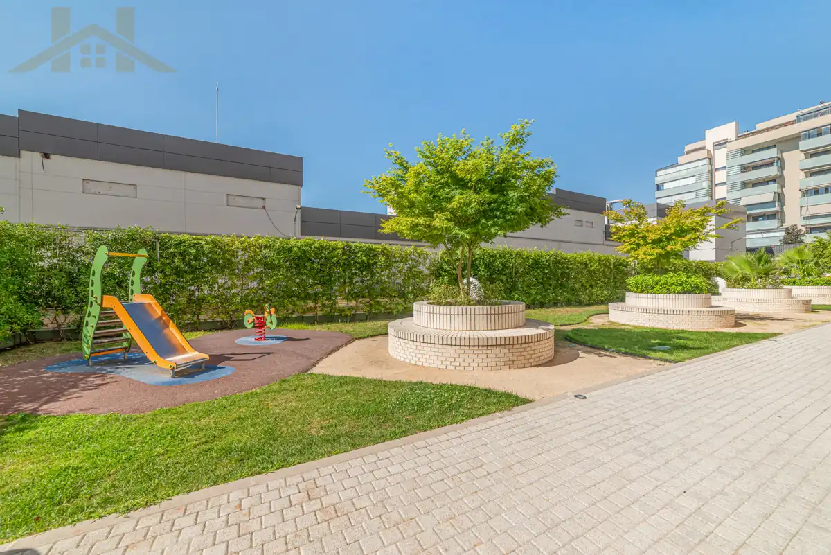 Terraza de Piso en venta en Rivas-Vaciamadrid con Aire acondicionado, Terraza y Trastero