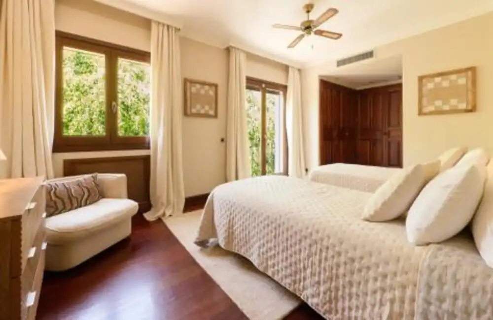 Bedroom of Houses for rent in Marbella  with Air Conditioner, Private garden and Terrace