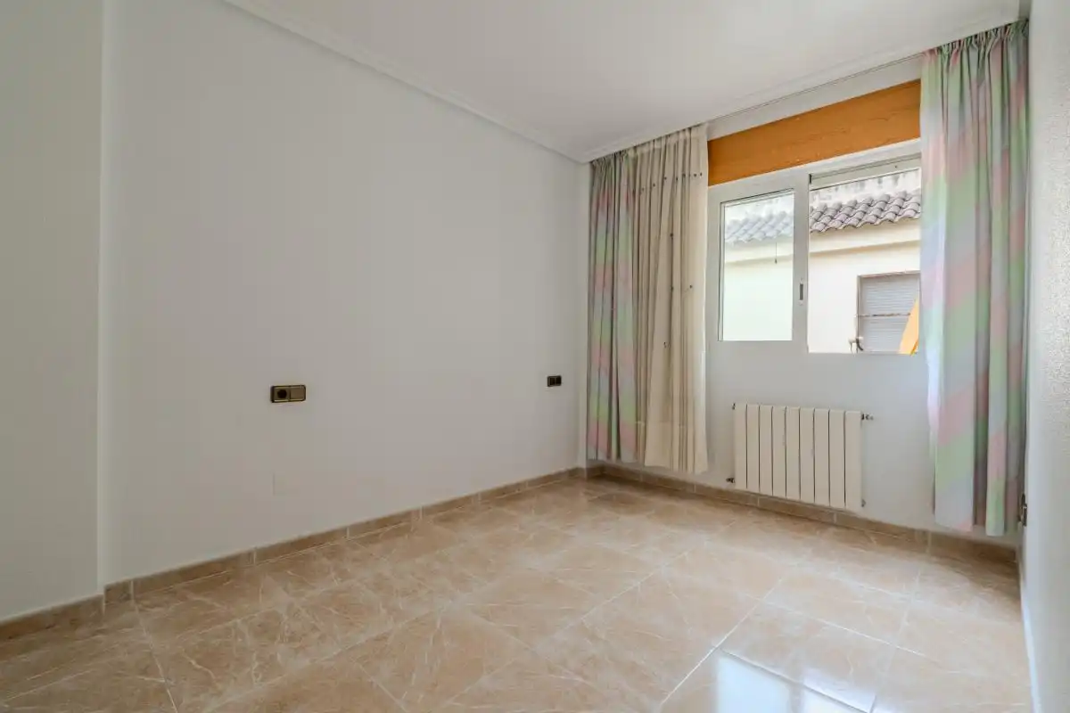 Dormitori de Casa adosada en venda en Murcia amb Calefacció, Jardí privat i Terrassa