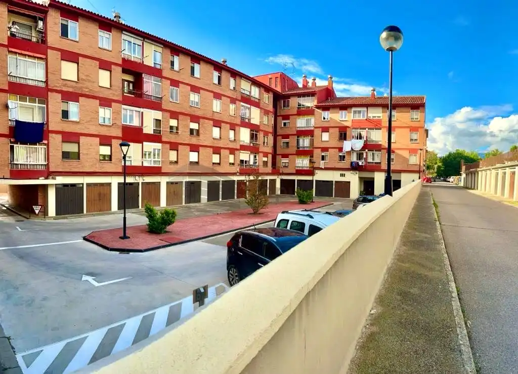 Piso en venta en Navarra, Tarazona