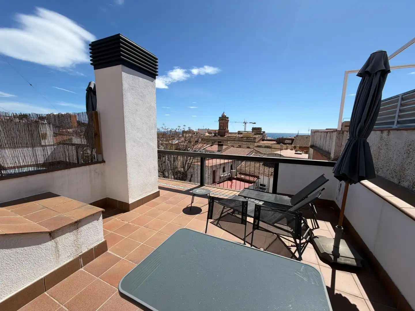 Terrassa de Dúplex de lloguer en Canet de Mar amb Aire condicionat, Calefacció i Parquet