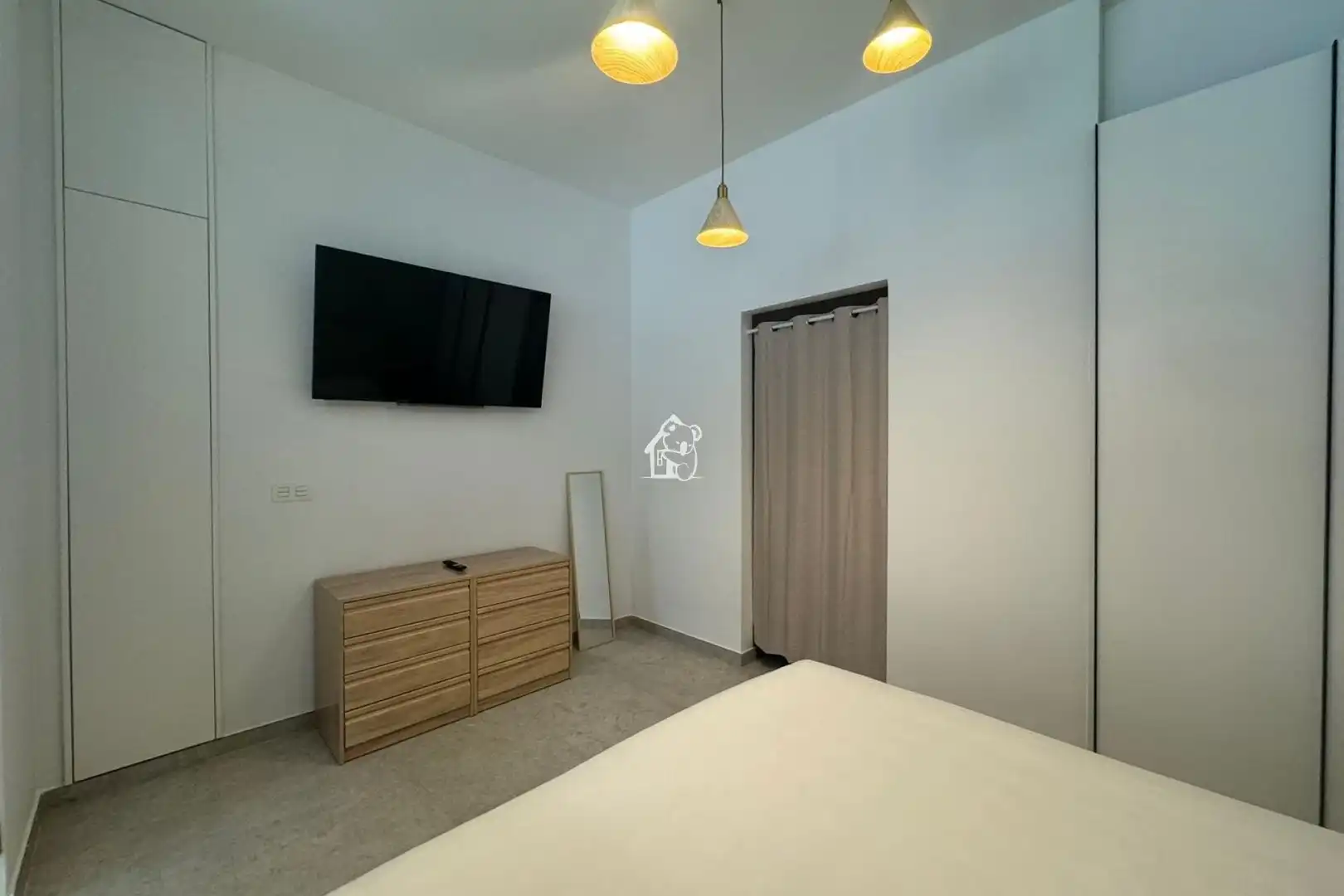 Habitación de Estudio de alquiler en Torrevieja con Aire acondicionado, Terraza y Amueblado