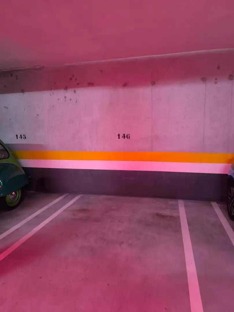 Parkplatz von Garage zum Verkauf in Santiago de Compostela 