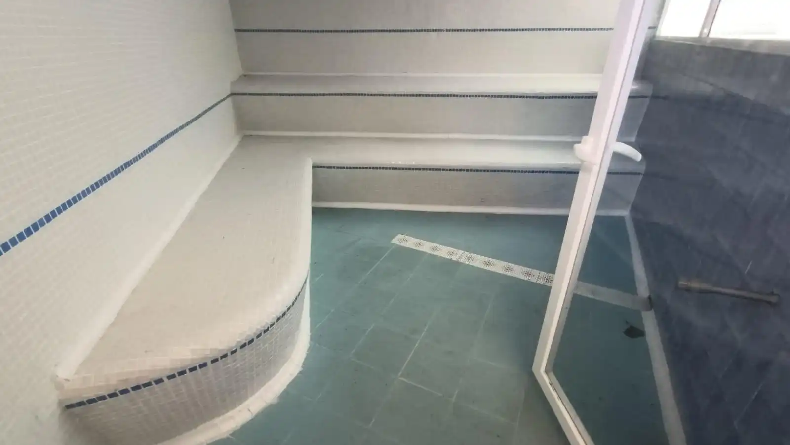 Bany de Edifici en venda en Pereruela