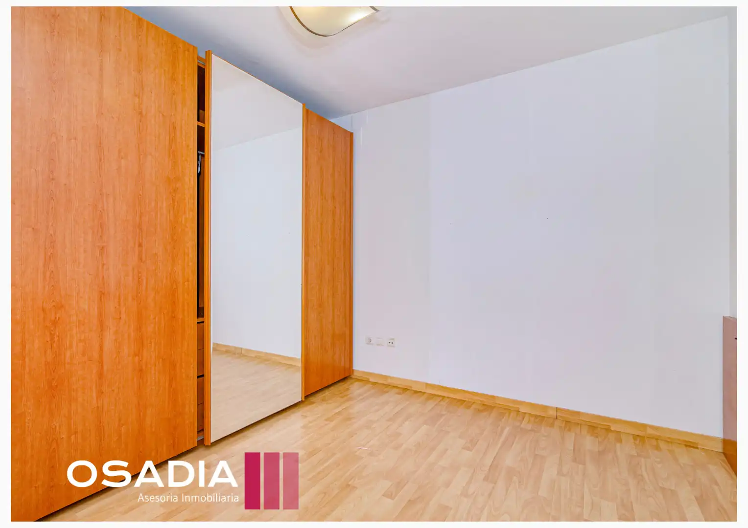 Habitación de Piso en venta en La Zubia