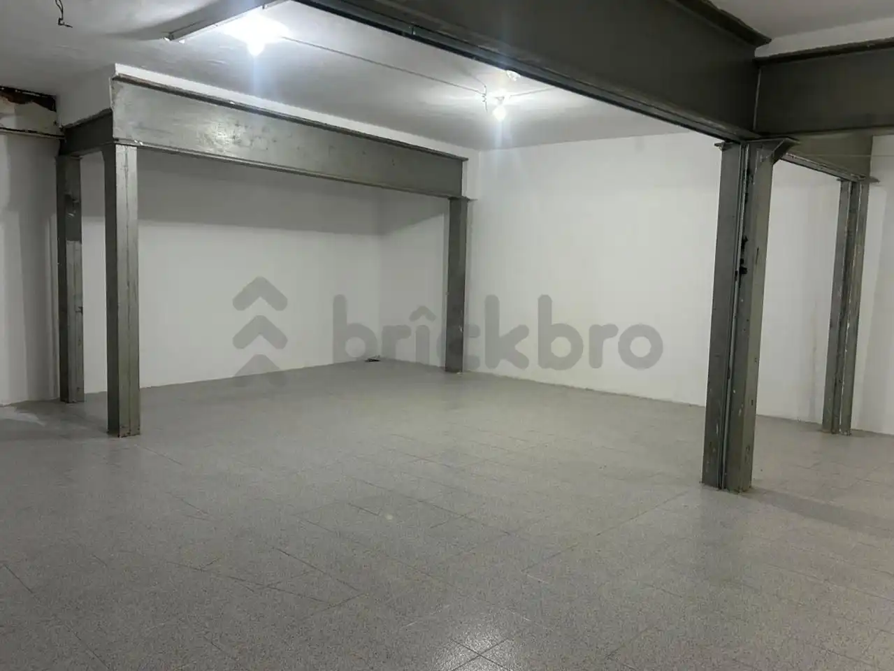 Business premises for sale in calle del Doctor Robert
