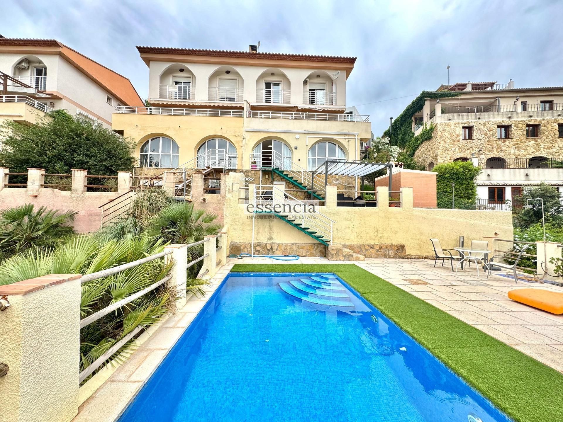 Piscina de Casa o chalet en venta en Gandia con Aire acondicionado, Jardín privado y Terraza