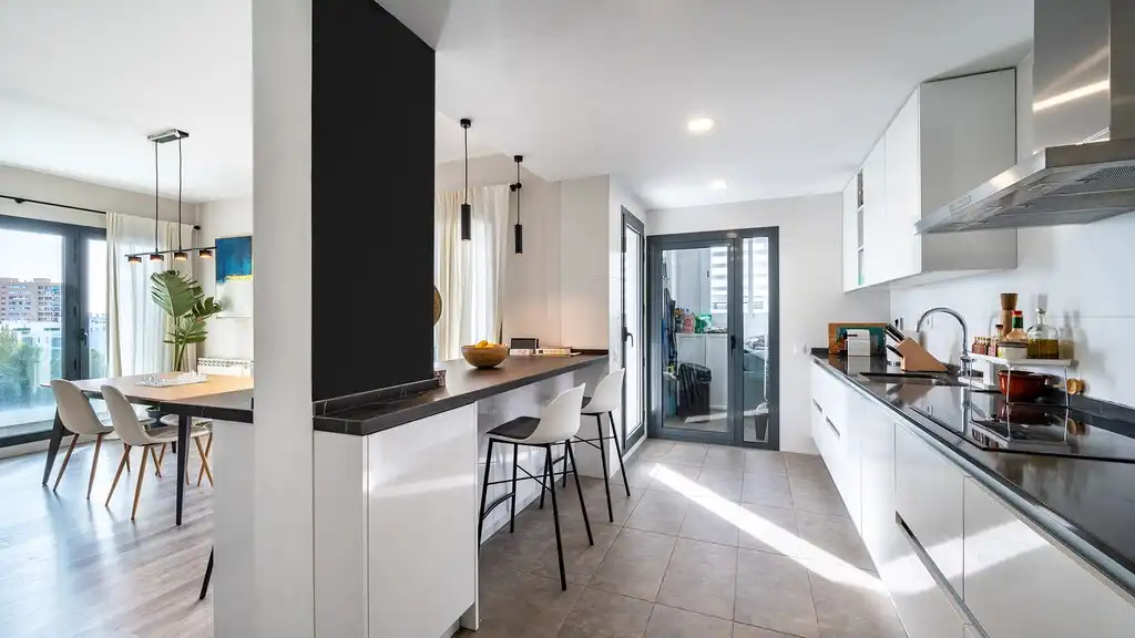 Cocina de Ático de alquiler en  Palma de Mallorca con Aire acondicionado, Calefacción y Terraza
