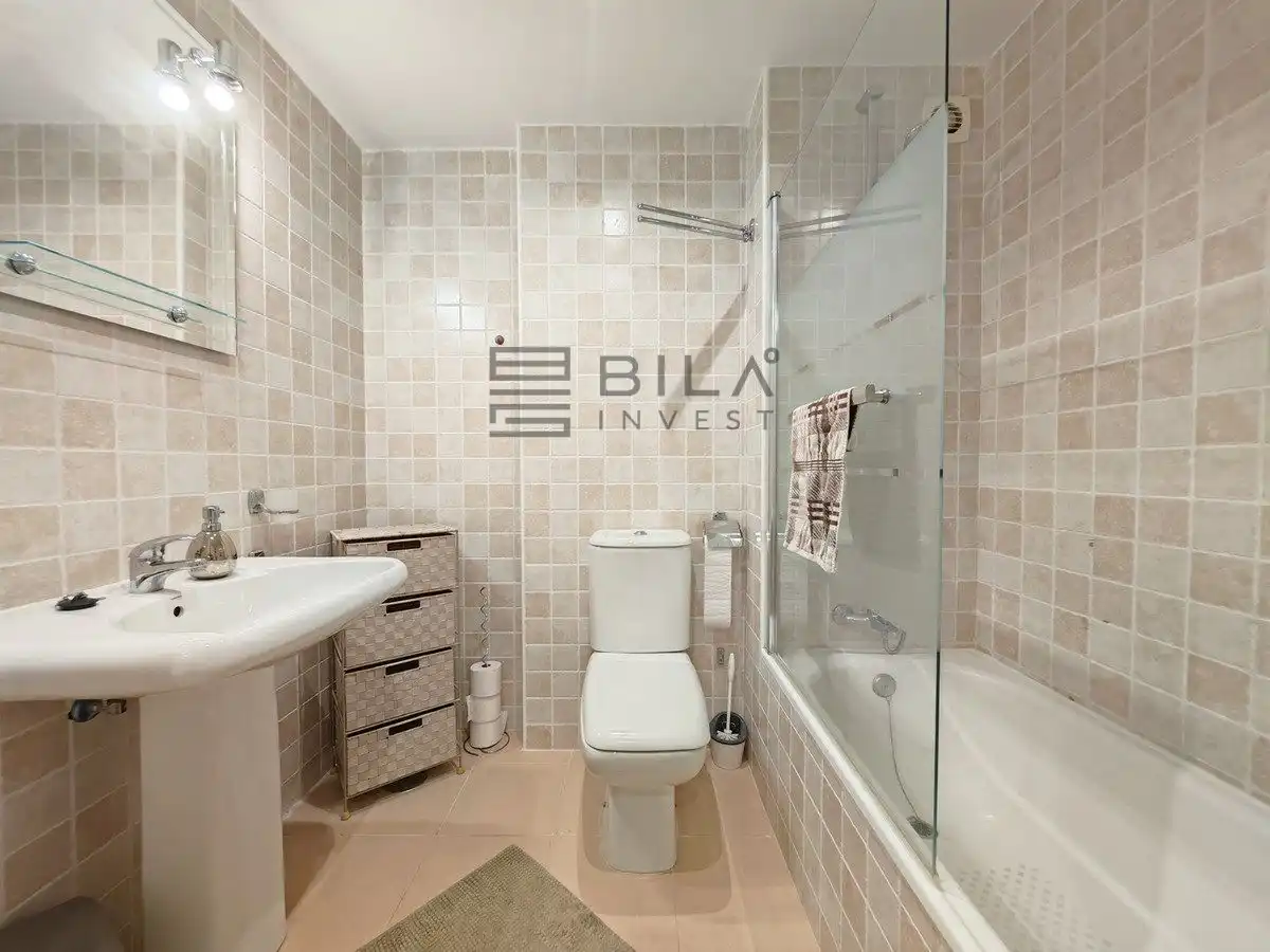 Flat with pool for sale in Urb. Reserva de Marbella, imagen 14